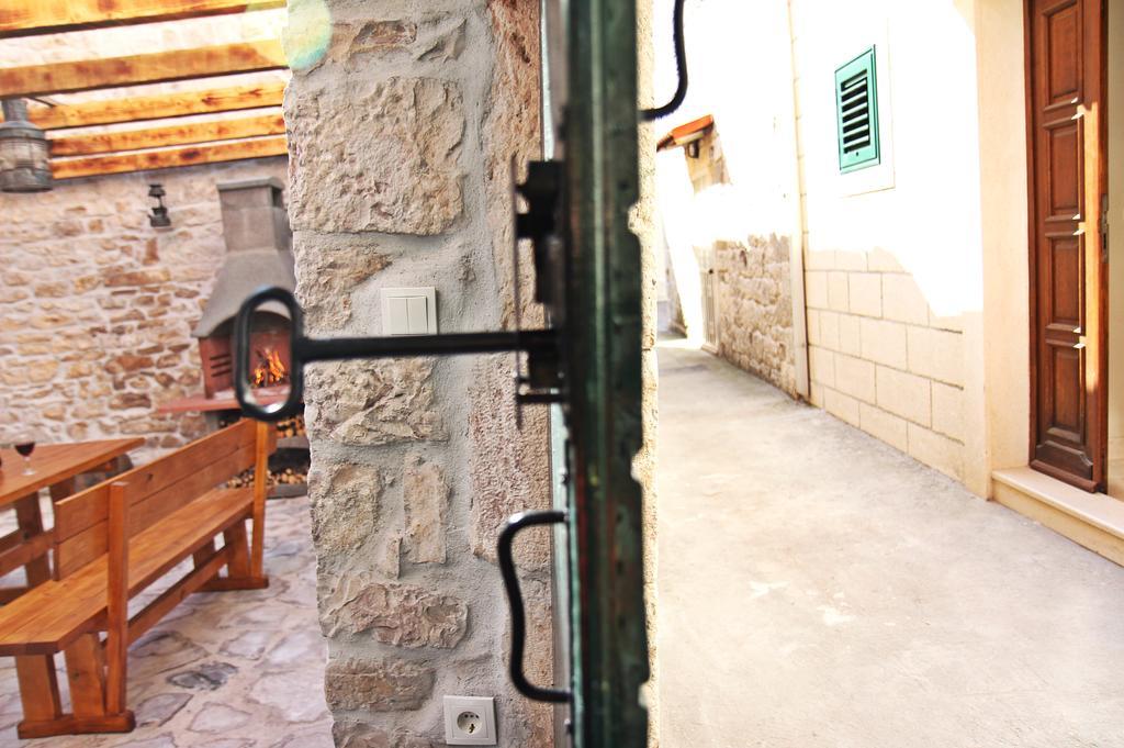 Apartmani Strada Kastela Ngoại thất bức ảnh