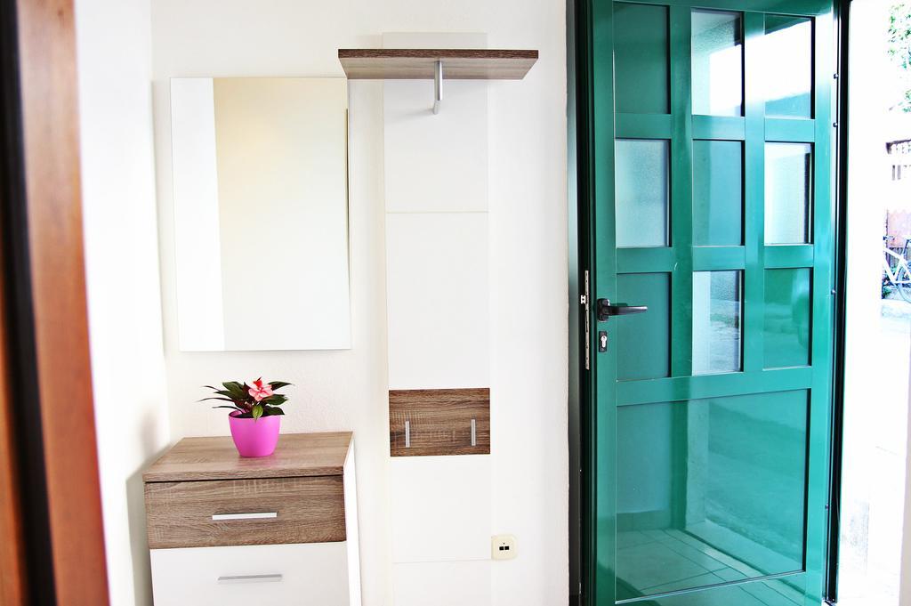 Apartmani Strada Kastela Ngoại thất bức ảnh